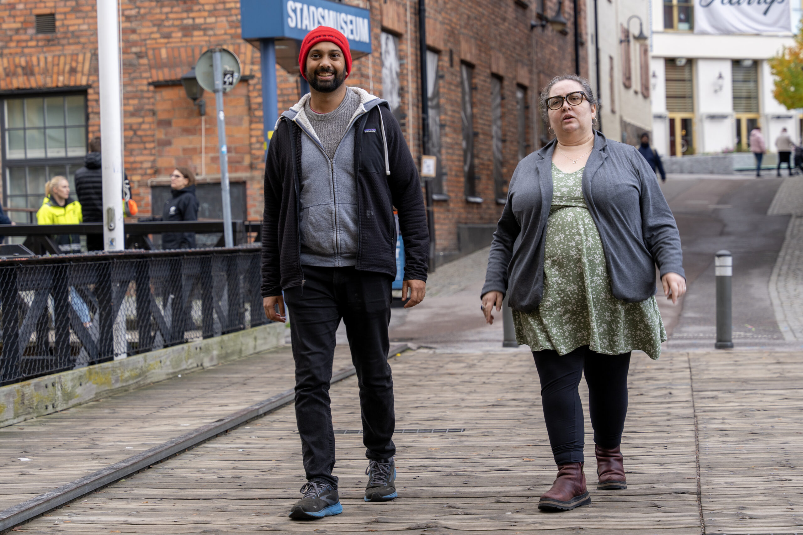 Megan Romer och Ashik Siddique från Democratic Socialists of America
